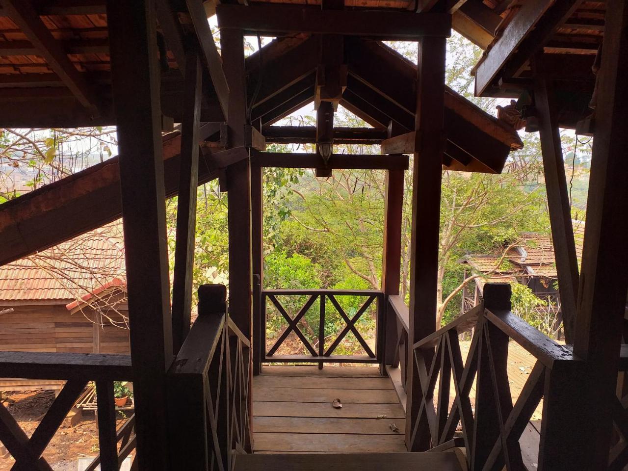 Nature House Eco-Lodge& Trekking バンラング エクステリア 写真